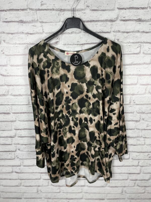 CAMISA ANIMAL PRINT VERDE