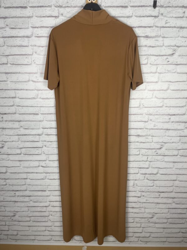 VESTIDO PUNTO DE SEDA CAMEL - Imagen 2