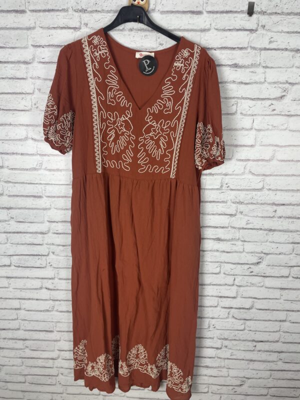 VESTIDO TEJA BORDADO