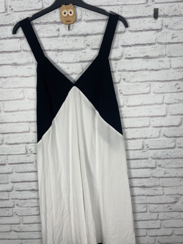 VESTIDO BICOLOR NEGRO Y BLANCO - Imagen 2
