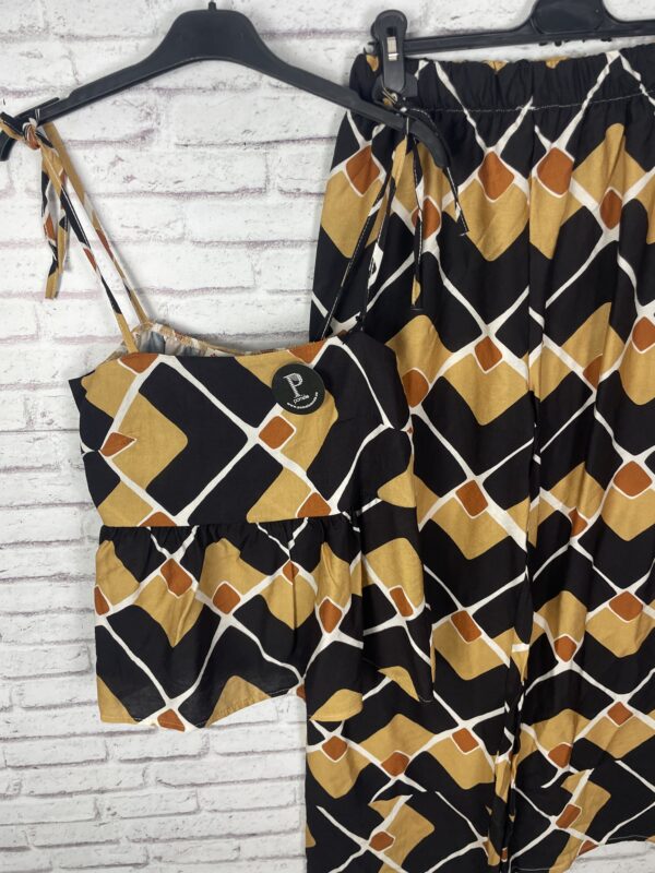 CONJUNTO TOP Y PANTALÓN NEGRO Y TEJA - Imagen 2