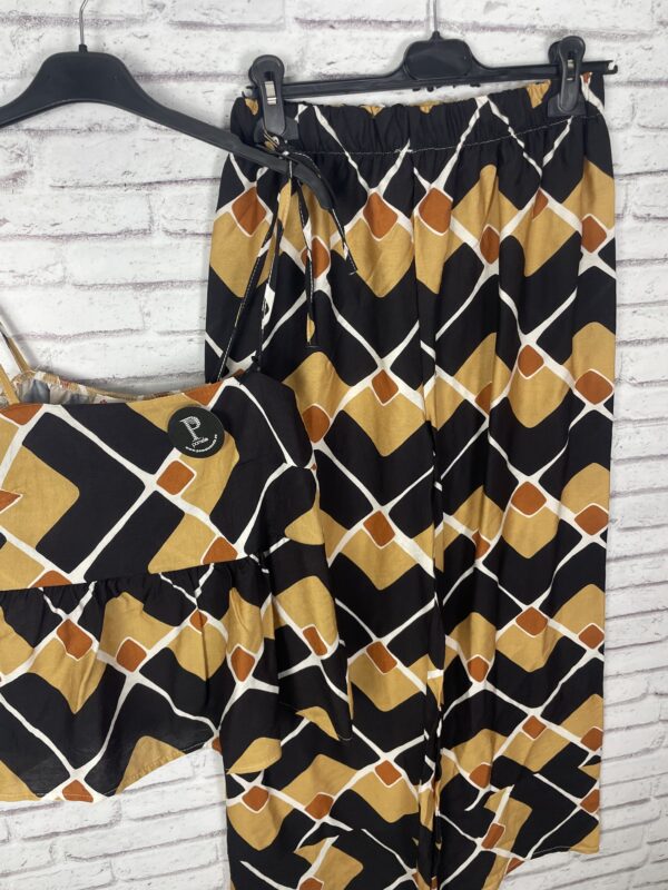 CONJUNTO TOP Y PANTALÓN NEGRO Y TEJA - Imagen 3