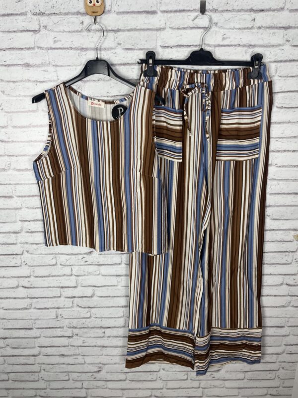 CONJUNTO TOP Y PANTALÓN BOLSILLO RAYAS