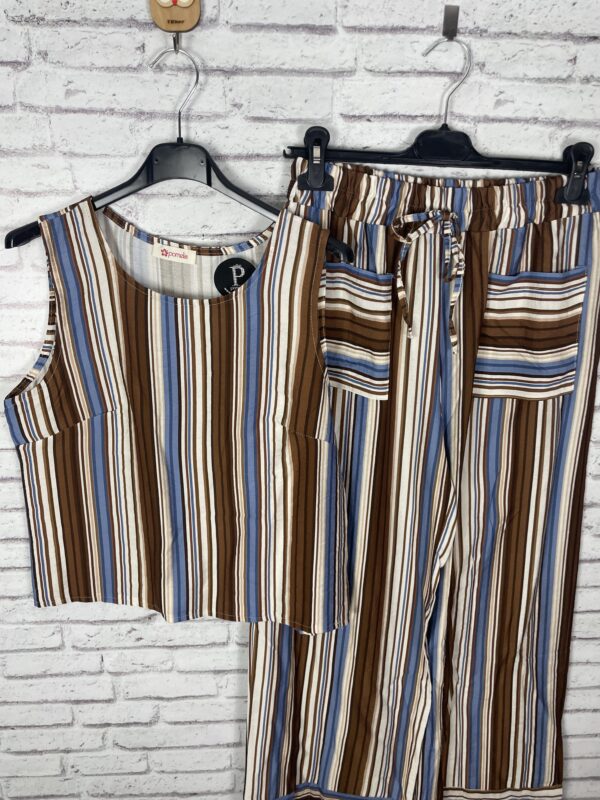 CONJUNTO TOP Y PANTALÓN BOLSILLO RAYAS - Imagen 2