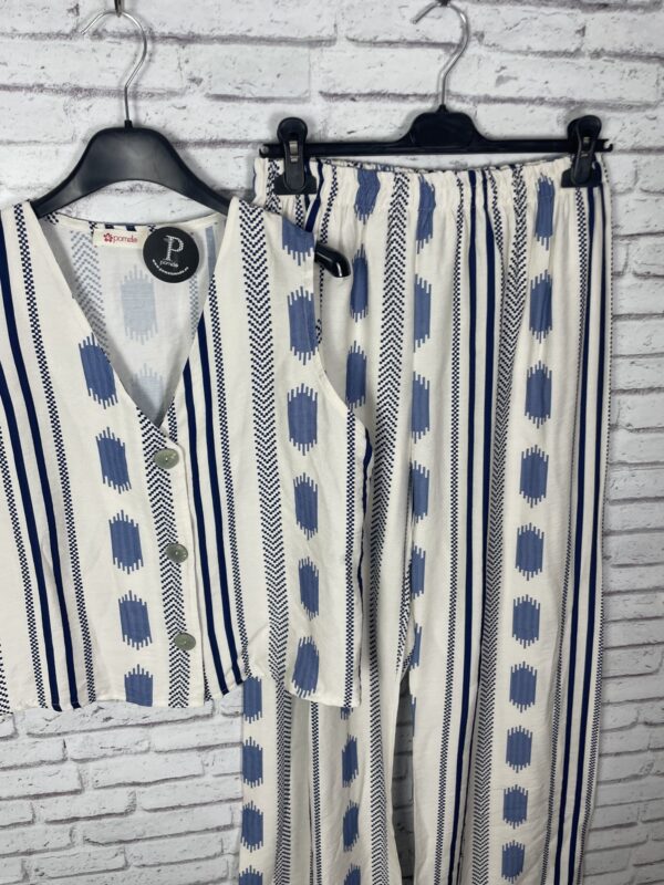 CONJUNTO CHALECO Y PANTALÓN TONOS AZULES - Imagen 2