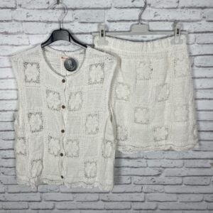 CONJUNTO CHALECO Y FALDA CROCHET BLANCO