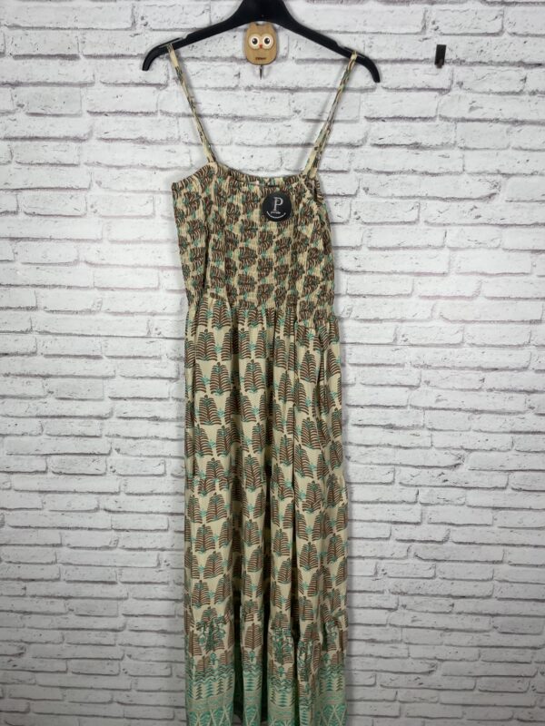 VESTIDO PECHO ENGOMADO ESTAMOADO MARRON Y TURQUESA