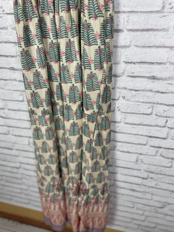 VESTIDO PECHO ENGOMADO ESTAMPADO VERDE - Imagen 4