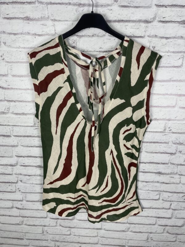 CONJUNTO LUNO FALDA Y TOP - Imagen 4