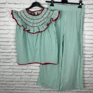 CONJUNTO RAYAS VERDE Y BLANCO