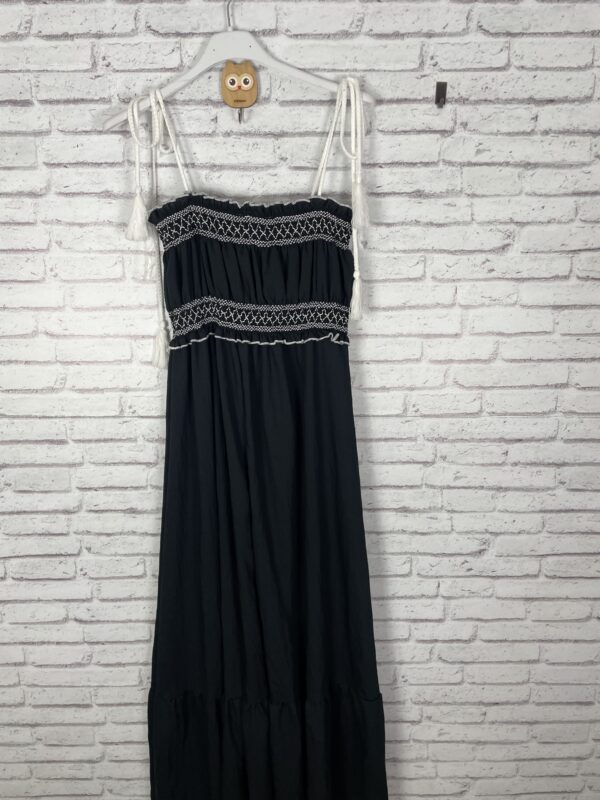 VESTIDO NEGRO NIDO DE ABEJA