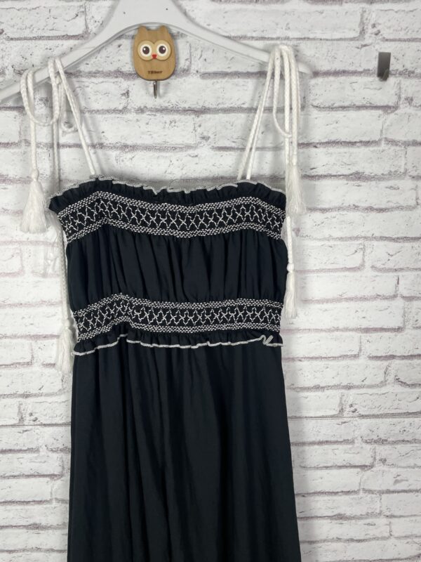 VESTIDO NEGRO NIDO DE ABEJA - Imagen 2