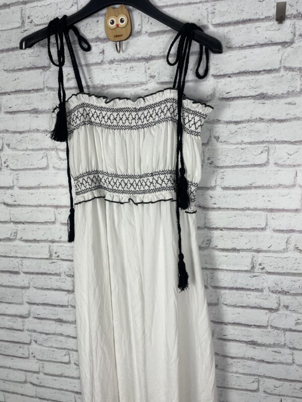 VESTIDO BLANCO NIDO DE ABEJA - Imagen 3