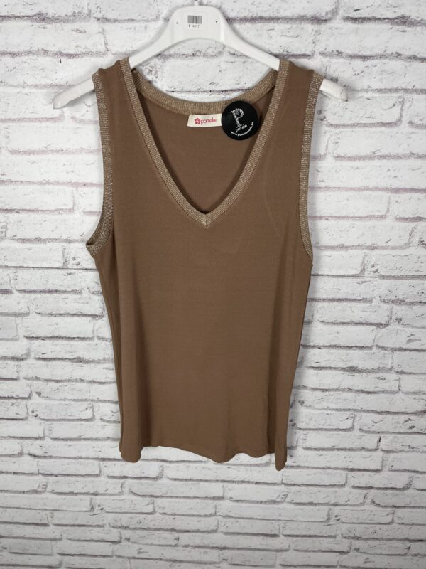 TOP HILO MARRON