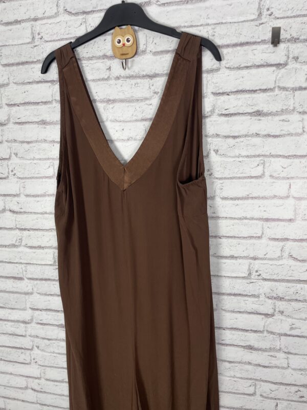 MONO ESCOTE - Imagen 2