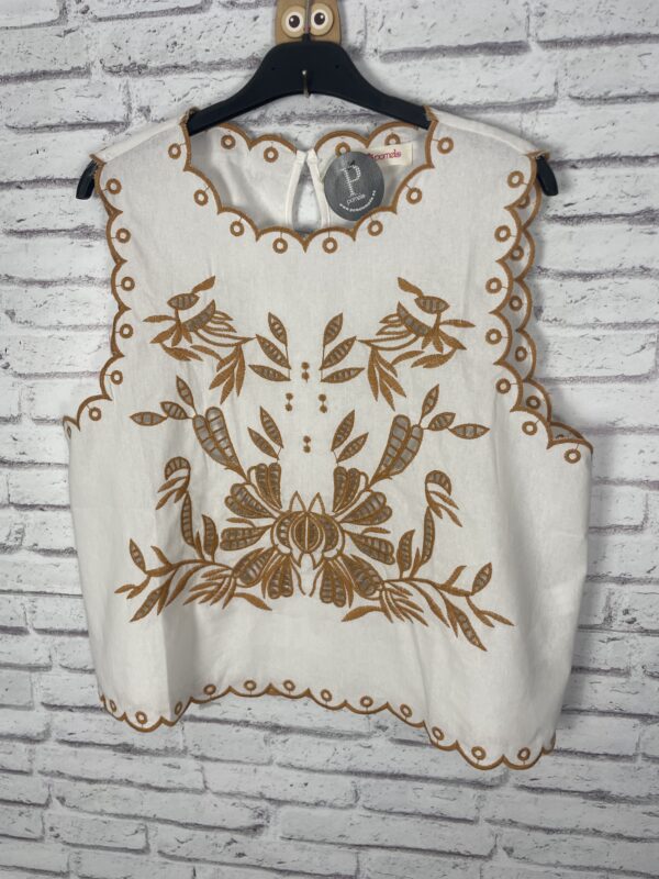 TOP BLANCO BORDADO - Imagen 3