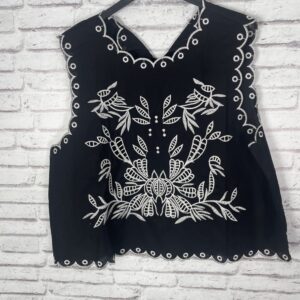 TOP BORDADO NEGRO