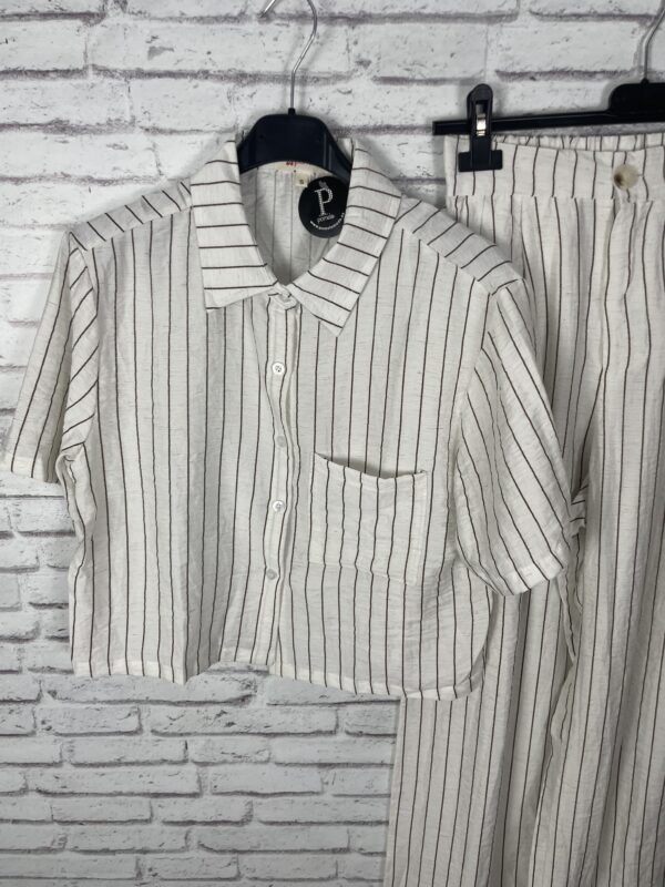 CONJUNTO RAYAS BLANCO Y MARRON - Imagen 2