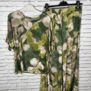 CONJUNTO PUNTO DE SEDA ESTAMPADO
