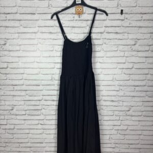 VESTIDO NEGRO NIDO DE ABEJA BOLSILLOS