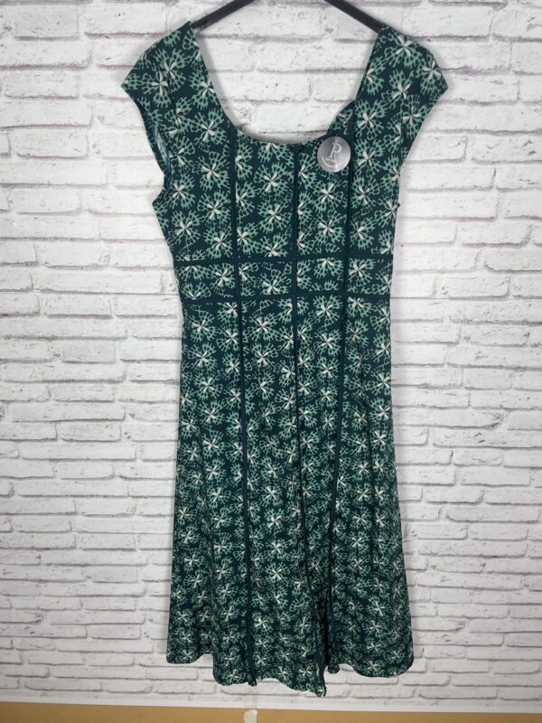 VESTIDO ESTAMPADO MARINO Y TURQUESA CON CINTAS