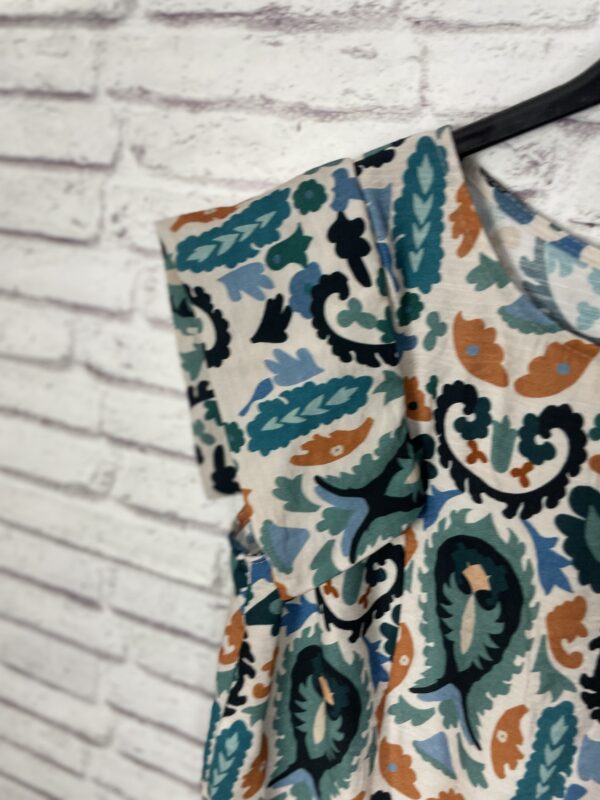 CONJUNTO ESTAMPADO AZUL Y MOSTAZA - Imagen 3