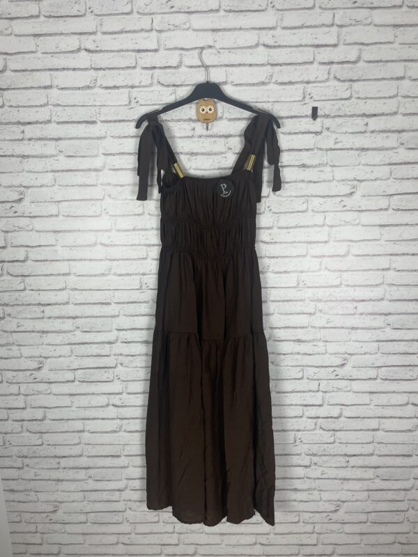 VESTIDO MARRON DETALLES DORADOS - Imagen 3