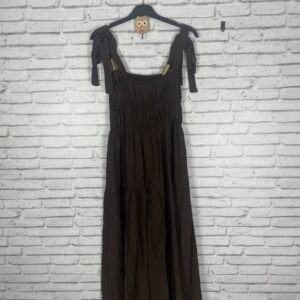 VESTIDO MARRON DETALLES DORADOS