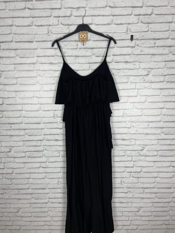 VESTIDO VOLANTES NEGRO