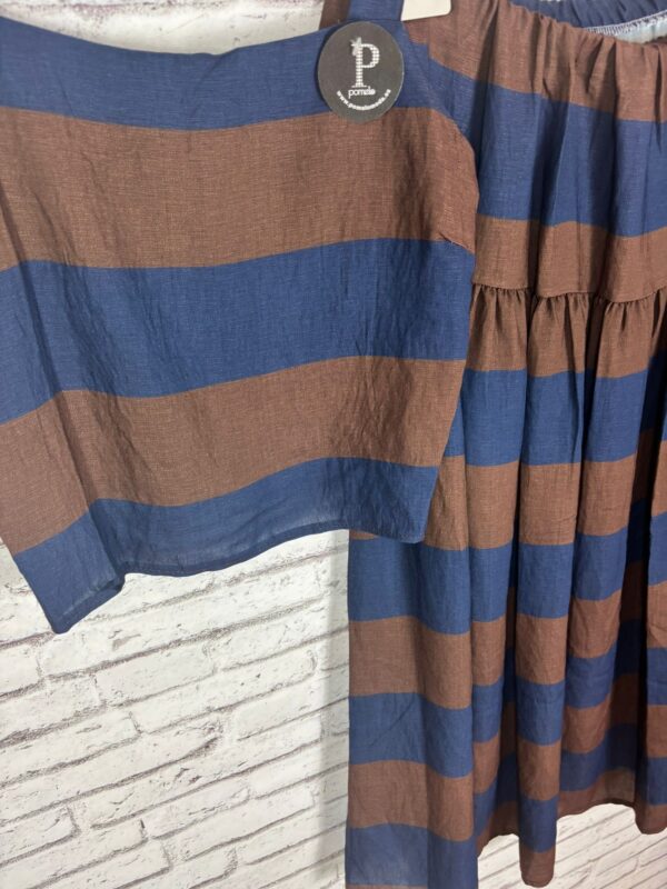 CONJUNTO TOP Y FALDA AZUL Y MARRON - Imagen 2