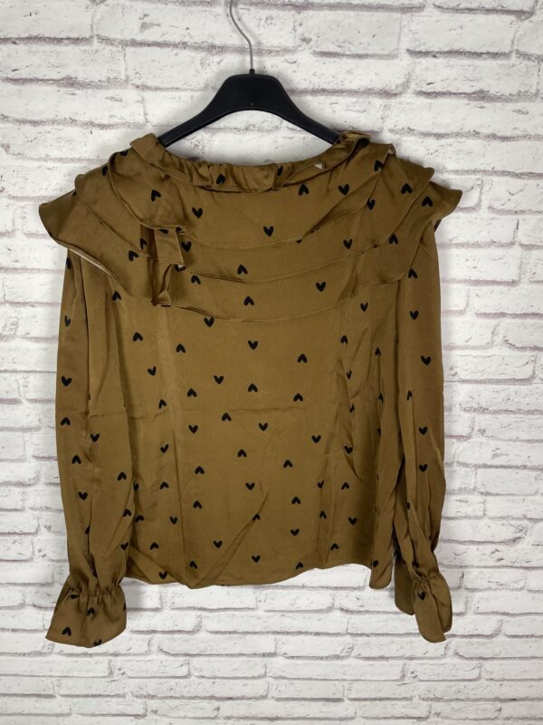 CAMISA CORAZONES CAMEL Y NEGRA - Imagen 3
