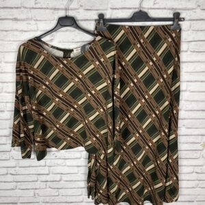 CONJUNTO FALDA Y BLUSA TONOS VERDES