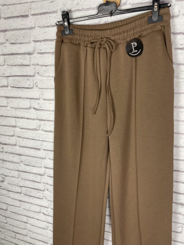 PANTALON PUNTO CAMEL - Imagen 3