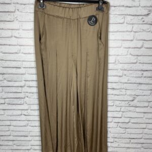 PANTALÓN SATINADO ANCHO CAMEL