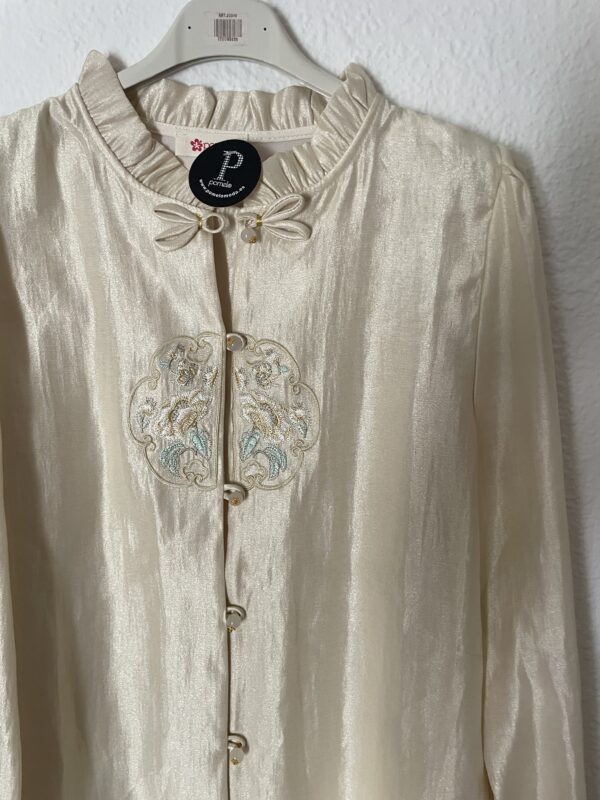 SOBRECAMISA ROSO BEIG CON DETALLES BORDADOS - Imagen 2