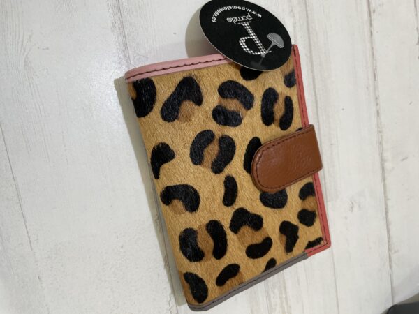 MONEDERO PIEL CON PELITO LEOPARDO