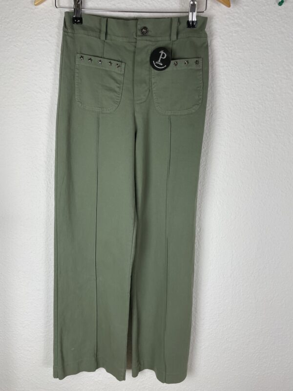 PANTALON VERDE ESTRELLAS