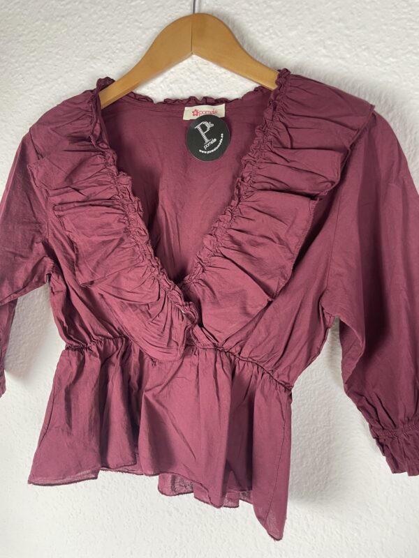 BLUSA VOLANTE BURDEOS - Imagen 3