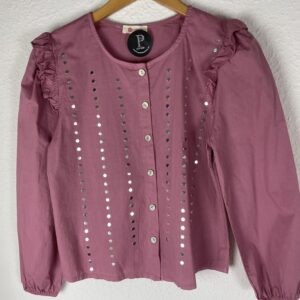 CAMISA CIRUELA TACHUELAS