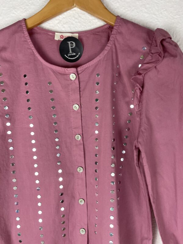 CAMISA CIRUELA TACHUELAS - Imagen 3