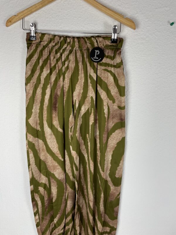 PANTALON SATINADO CEBRA RECOGIDO - Imagen 2