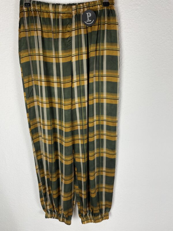 PANTALON CUADROS VERDE Y MOSTAZA - Imagen 2