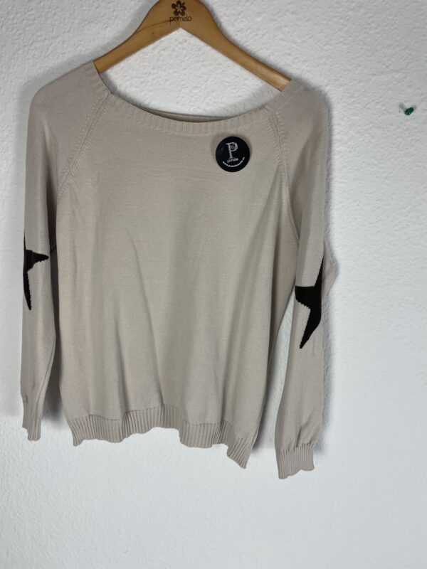 JERSEYR BEIG ESTRELLAS