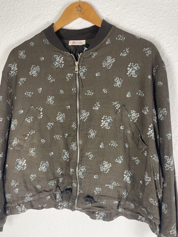 BOMBER FLORES TONOS MARRONES - Imagen 2