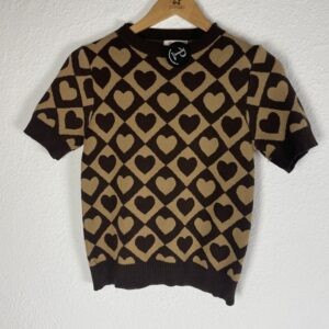 JERSEYR CORAZONES MARRONES