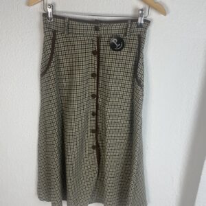 FALDA VERDE CUADROS DETALLE DE ANTELINA