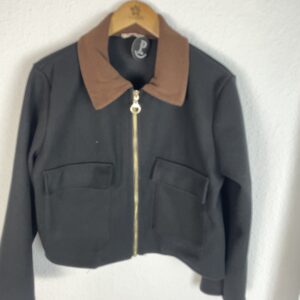 CHAQUETA NEGRA PAÑO CUELLO PANA