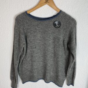 JERSEYS GRIS DETALLE AZUL