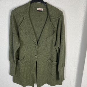 CHAQUETA VERDE BOLSILLOS