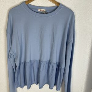 SUDADERA DETALLE VOLANTE CELESTE